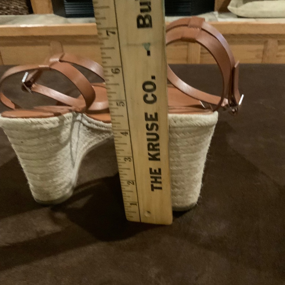 A New Day Brown 8.5 Wedge Platform Sandal Coastal Cottagecore Classic Scandi - Picture 7 of 8